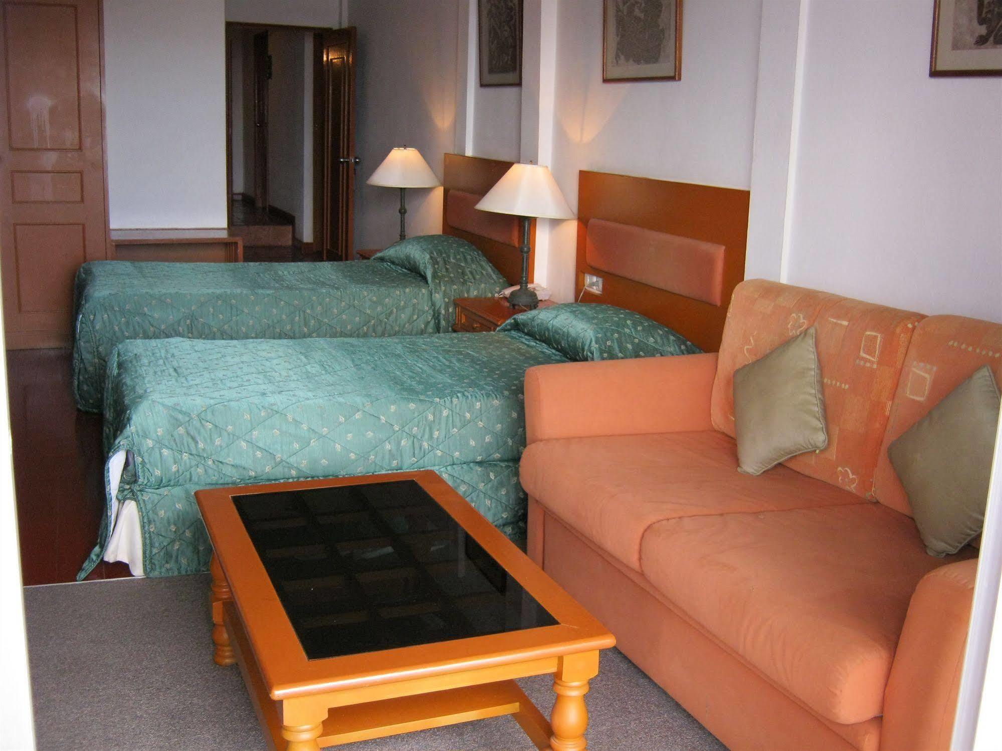 Orchid Hotel And Spa Kalim Bay Patong Экстерьер фото